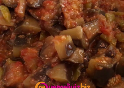 ZEYTİNYAĞLI PATLICAN YEMEĞİ
