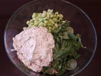 SEMİZOTU SALATASI
