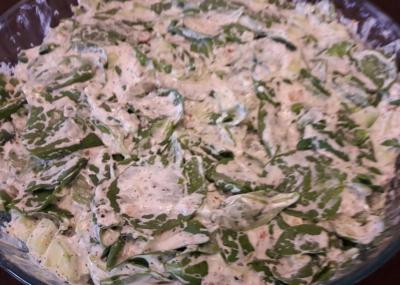 SEMİZOTU SALATASI