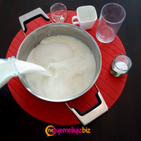 KEMALPAŞALI MUHALLEBİ TATLISI